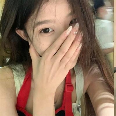 葛洛莉亚·贝尔